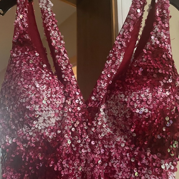 Party dress great for parties, homecomings, and proms! - Picture 4 of 6